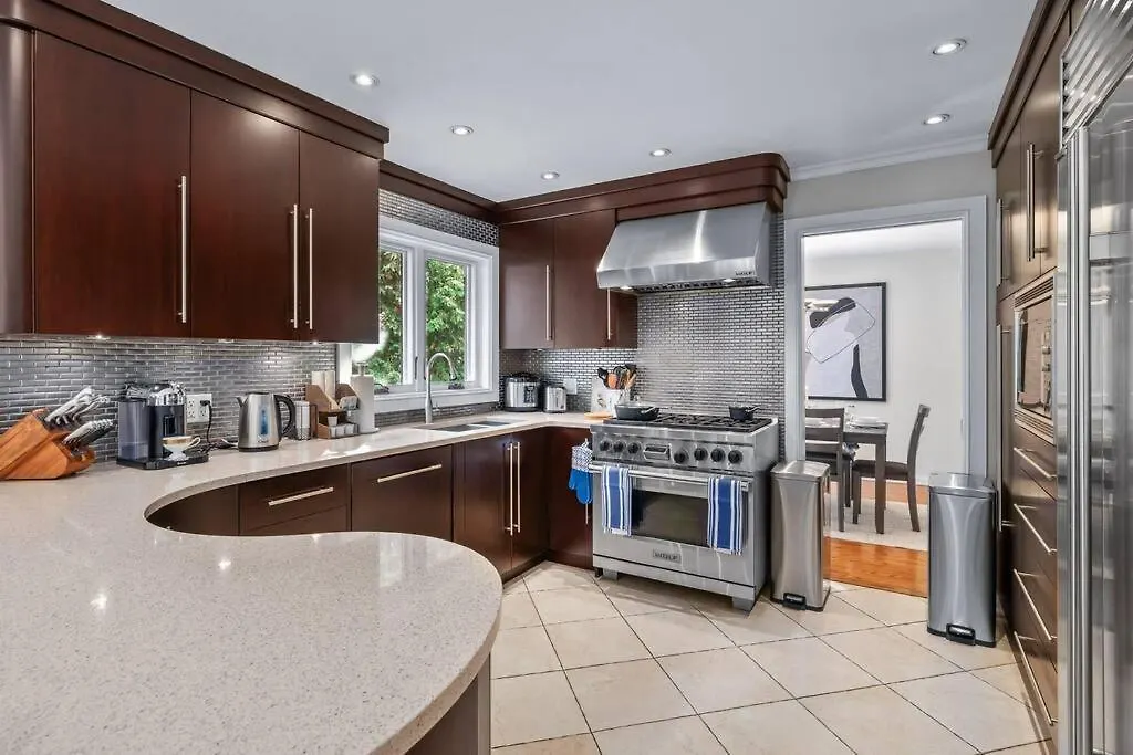 Private Bedroom In A House Close To Subway With Free Parking Toronto 0*,  Canada